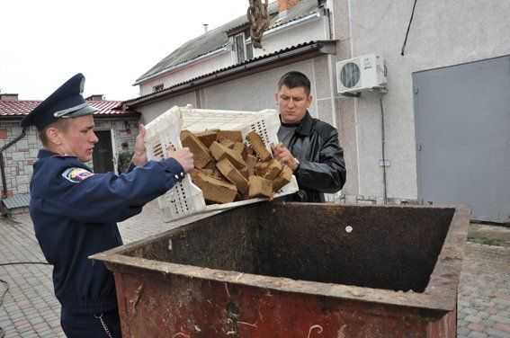 На Тернопільщині вилучили з обігу 32 тонни неякісних харчів