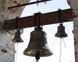 На Тернопільщині у храмах УГКЦ кожні 2-3 години битимуть у дзвони