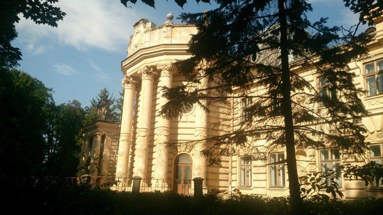 На Тернопільщині руйнується унікальний палац ХІХ сторіччя