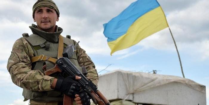 У Тернополі гроші для українських військових збирають навіть на аукціоні побачень