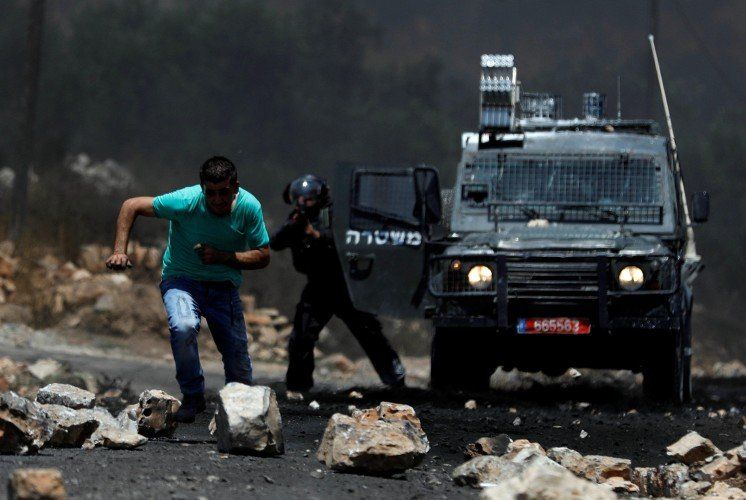 Сутички в Секторі Газа між ізраїльською прикордонною поліцією та палестинцями. Фото: Reuters 