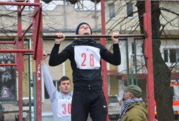 Як у Тернополі здають фізичну підготовку кандидати у поліцейські (ФОТО)