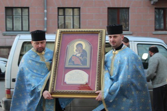 В Архикатедрі Тернополя перебувала ікона Вишгородської Богородиці та мощі св. Івана Павла ІІ (ФОТО)
