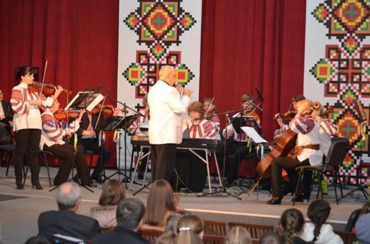 Галицький камерний оркестр запрошує тернополян і гостей міста на концерт «Музика, що лине крізь століття»