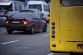 Із переповненого автобуса «Гусятин-Тернопіль» випала пасажирка