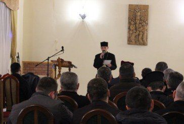 У Зарваниці на Тернопільщині проходять реколекції для священиків (ФОТО)