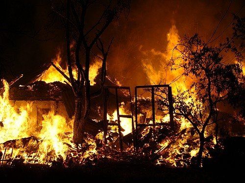 На Бучаччині під час пожежі у власному будинку загинув чоловік