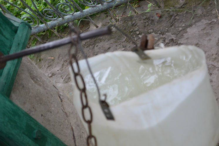 У криниці вода закипіла: незвичайне природне явище зафіксували у селі Чернихів на Тернопільщині (ФОТО)