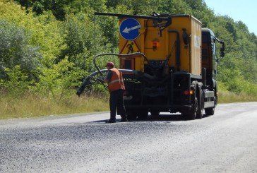 У минулі вихідні шляховики Тернопільщини ремонтували три дороги області (ФОТО)