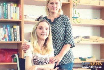 Тернополянці Тетяні Гевчук для здійснення мрії – встати з інвалідного візка – потрібно 80 тисяч доларів