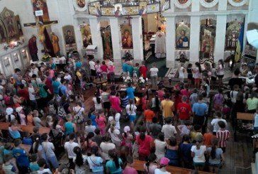 На «Веселі канікули з Богом» у Зборові зібралося 350 дітей (ФОТО)