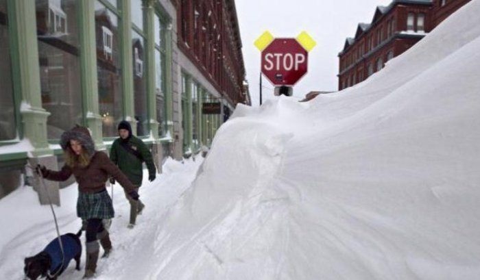 Сильний сніг залишив 361 населений пункт Тернопільщини без світла