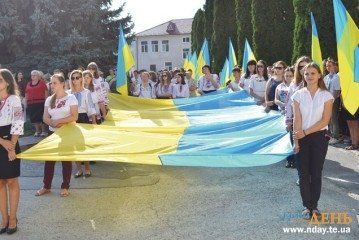 Чортківські студенти вшанували 100-річчя боїв за Лисоню (ФОТО)