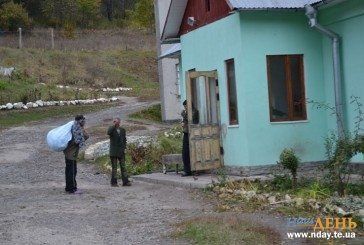 Інтернат у Краснопущі на Тернопільщині: карцера немає, та людяність знов у дефіциті (ФОТО)
