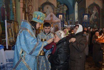 Владика Нестор освятив капличку Пресвятої Богородиці в Шумську (ФОТО)