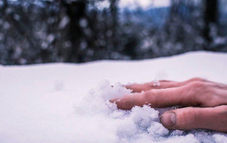 На Тернопільщині зафіксували першу жертву морозів: на вулиці виявили тіло замерзлого чоловіка