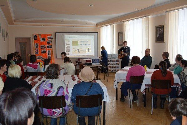 У Тернопільському благодійному фонді «Карітас» підтримали людей з особливими потребами (ФОТО)