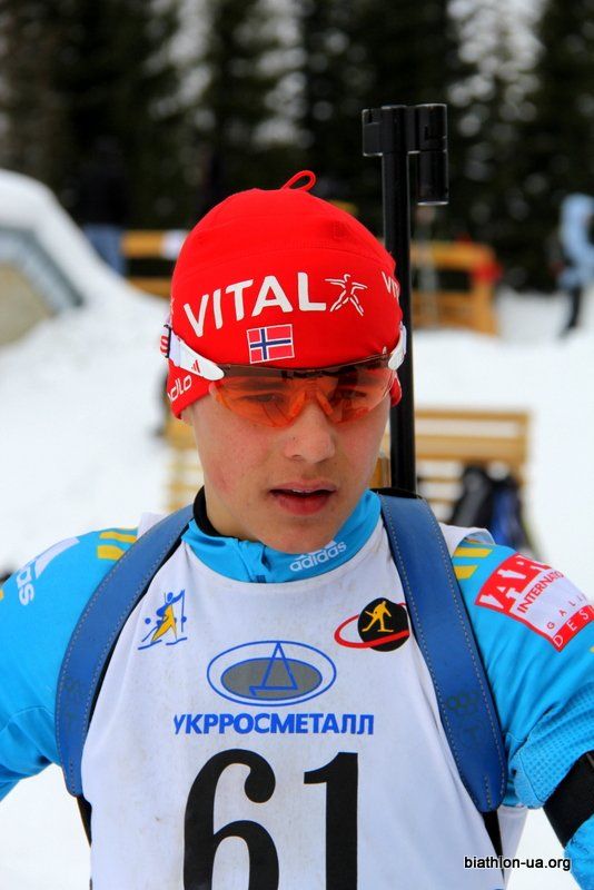 Тернопільський біатлоніст Віталій Труш в Австрії здобув «срібло» Юніорського Кубка IBU