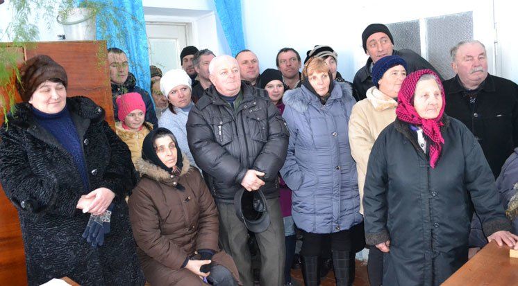 Селяни з Котузова, що на Тернопільщині, кличуть в гості… Президента (ФОТО)