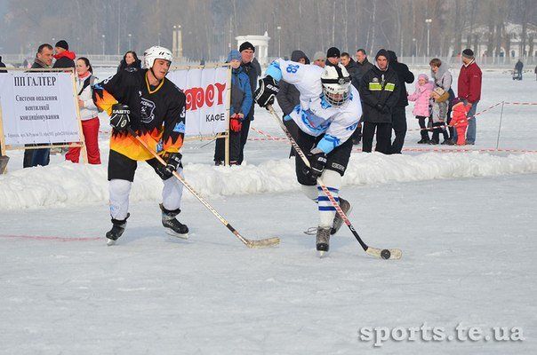 У Тернополі проведуть змагання з хокею на озері – «Ternopil HockeyClassic»