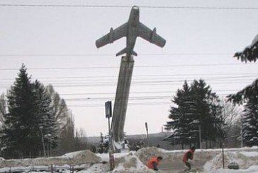 У Тернополі шукають ескіз-ідею, якою замінять літака на «Східному»