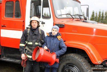 Шумські рятувальники розповіли дітворі про правила пожежної безпеки (ФОТОРЕПОРТАЖ)