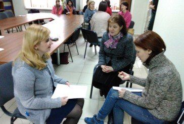 У Тернополі безробітних жінок навчали, як поводитися на співбесіді з роботодавцем (ФОТО)