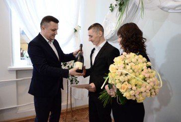 У Тернополі зареєстрували 28 «шлюб за добу» (ФОТО)