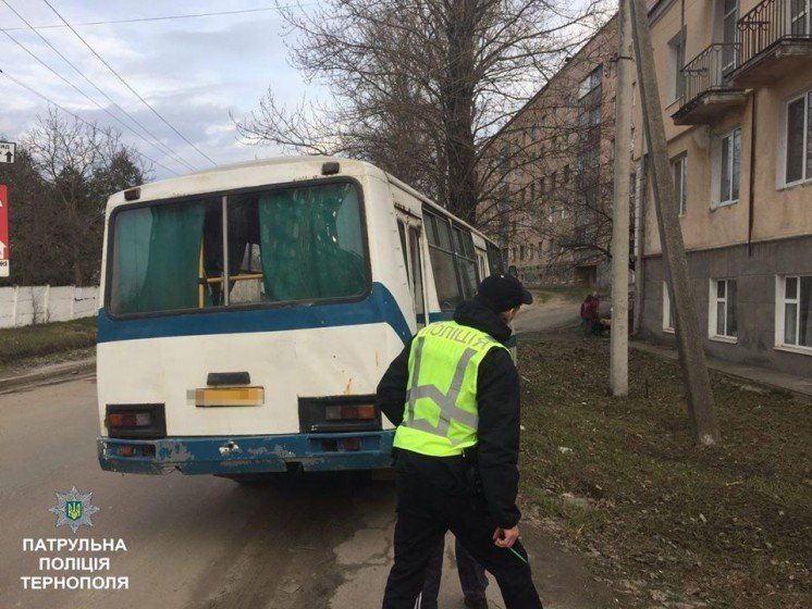 Тернопільським патрульним попався нетверезий водій автобуса (ФОТО)