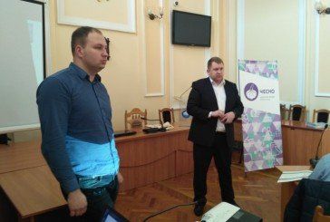 У Тернополі активісти руху ЧЕСНО  провели тренінги для місцевих депутатів (ФОТО)