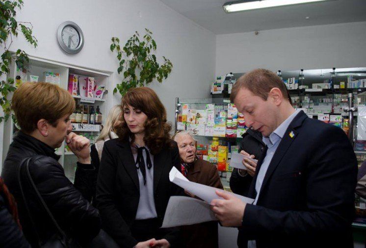 Голова Тернопільської ОДА здійснив рейд аптеками міста