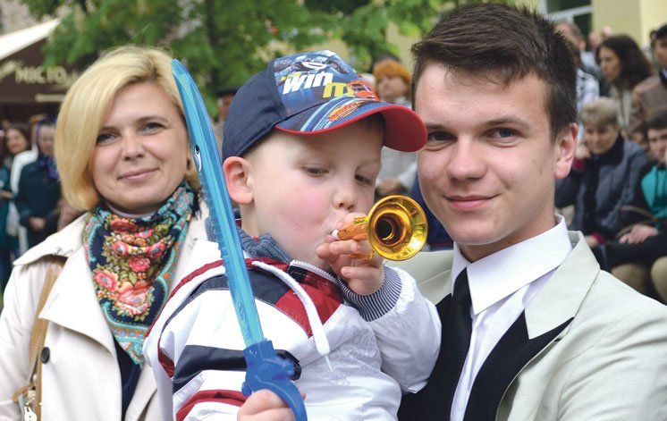 «Бучацькі фанфари» дивували талантами: вже вп’яте на Тернопіллі відбувся фестиваль духової музики (ФОТО)