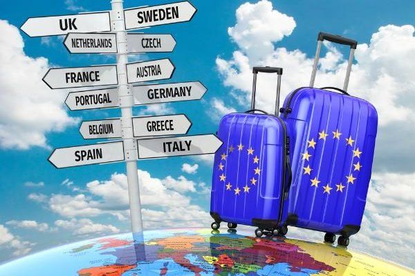 До Європи без віз, але з біометричним паспортом: чи готові тернополяни до поїздок в ЄС?