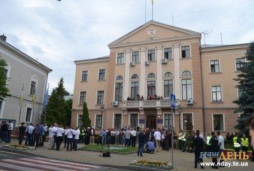 У Тернополі депутати продовжили сесію без блокувань і штовханини (ФОТОРЕПОРТАЖ)