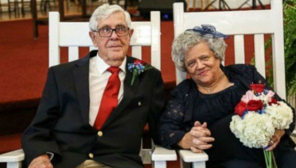 Пара одружилася через 70 років після зустрічі