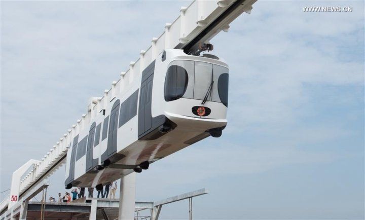 Китай хоче будувати підвісні залізниці
