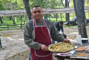 На Тернопільщині міський голова організував пікнік для своєї громади (ФОТОРЕПОРТАЖ)