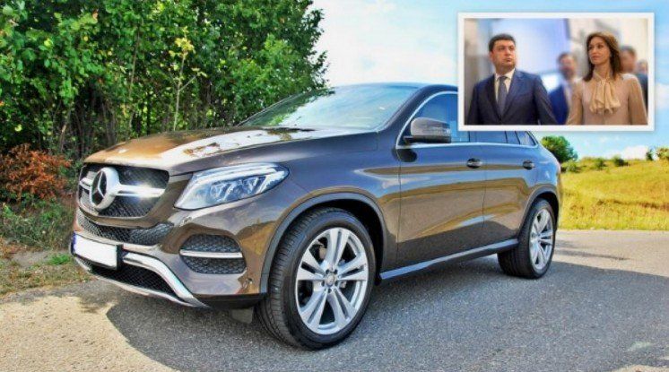 Дружина Гройсмана купила «Mercedes» за 2 мільйони