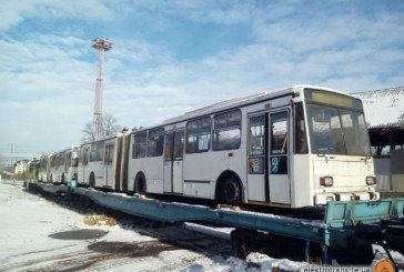 До Тернополя привезли два чеських тролейбуси-«гармошки» (ФОТО)