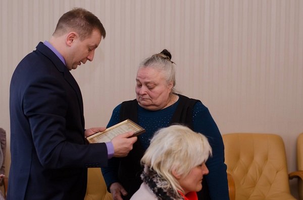 На Тернопільщині учасники АТО отримали сертифікати на придбання квартир (ФОТО)