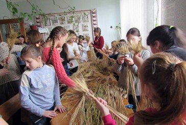 У заповіднику «Медобори» на Тернопільщині майстрували дідухів (ФОТО)