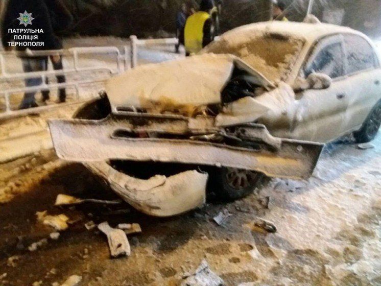 Тернопільські патрульні знайшли водія «BMW Х5», який втік з місця аварії (ФОТО)