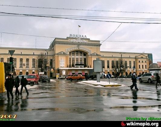 На залізничному вокзалі Тернополя для мандрівників влаштують різдвяний концерт