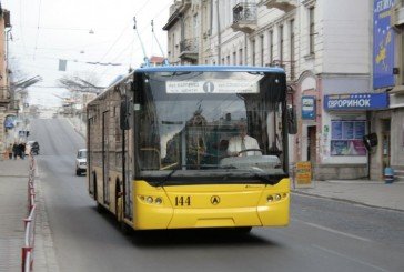 Як їздитимуть у Тернополі тролейбуси і автобуси в новорічну ніч?