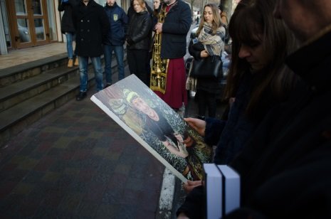 У Тернополі вшанували пам’ять загиблого під Іловайськом Героя Андрія Дрьоміна (ФОТО)