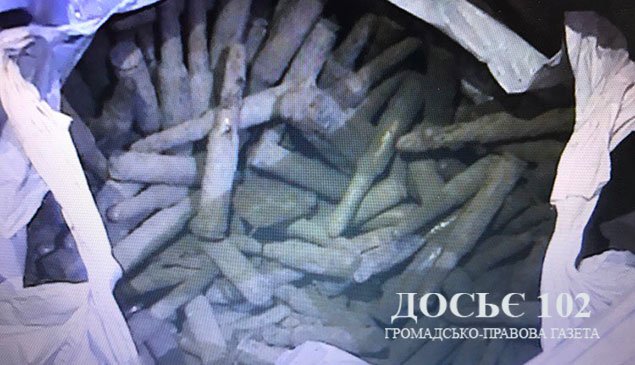 У Тернополянина під час обшуку виявили цілий арсенал зброї та вибухівки (ФОТОРЕПОРТАЖ)