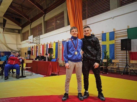 Студенти ТНЕУ привезли нагороди з міжнародного кадетського турніру з греко-римської боротьби (ФОТО)