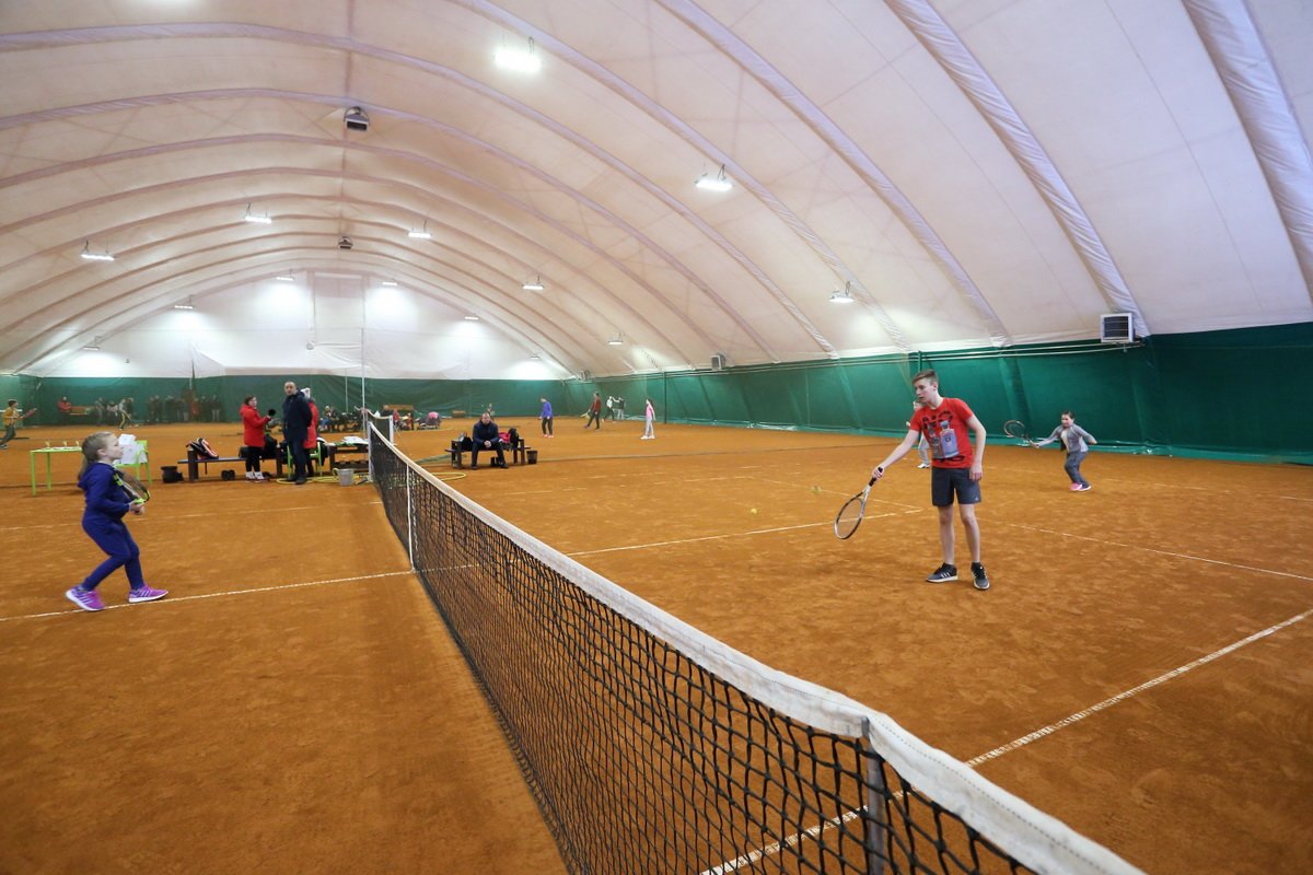 У Тернополі відкрили сучасний комплекс критих тенісних кортів (ФОТО)