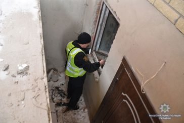 Крадіжку з будинку інкримінують правоохоронці Тернополя місцевому жителю (ФОТО, ВІДЕО)
