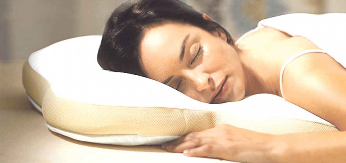 Подушка винна: як не «наспати» собі зморщок
